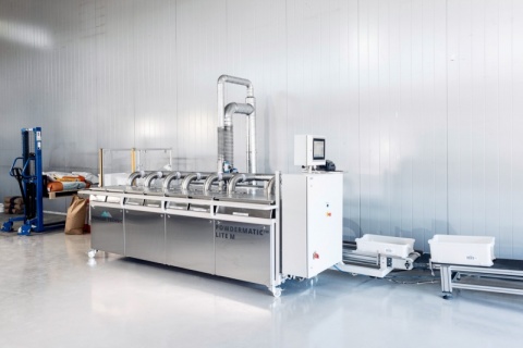 Powdermatic unit automatic dosing of small ingredients
