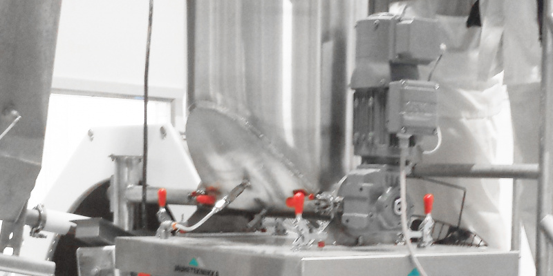Automated dosing of spice mixer in chips production. Linkosuon Leipomo Oy