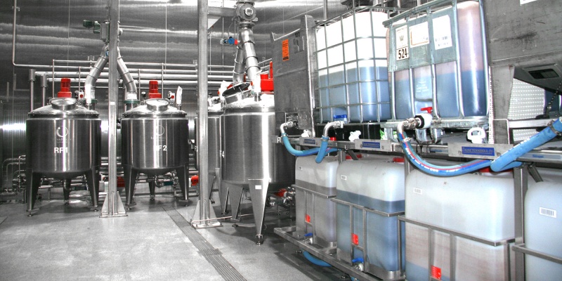 Automatic fluid dosing and sour-dough tank filling system from Powder Technic